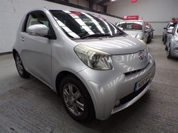 Toyota iQ