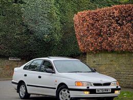 Toyota Carina E