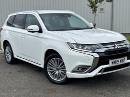 Mitsubishi Outlander P-HEV