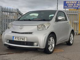 Toyota iQ