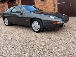 Porsche 928