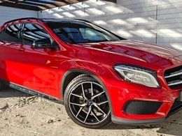 Mercedes GLA220