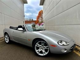 Jaguar XK8