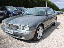 Jaguar XJ8