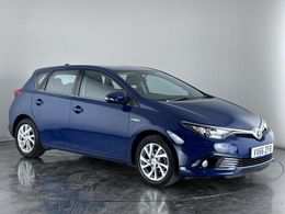 Toyota Auris Hybrid