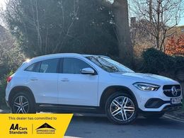 Mercedes GLA200