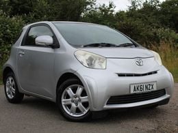 Toyota iQ