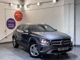 Mercedes GLA220