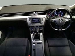 VW Passat