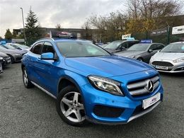 Mercedes GLA220