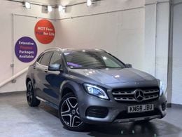 Mercedes GLA220