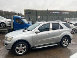 Mercedes ML320