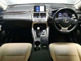 Lexus NX300h