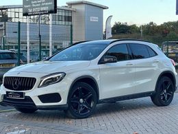 Mercedes GLA220