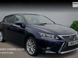 Lexus CT200h