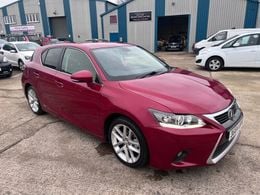 Lexus CT200h