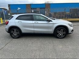 Mercedes GLA180