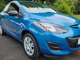 Mazda 2