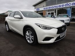 Infiniti Q30