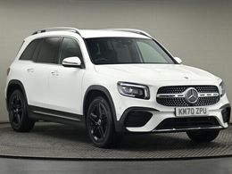 Mercedes GLB220