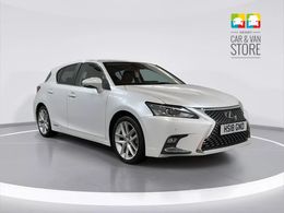 Lexus CT200h