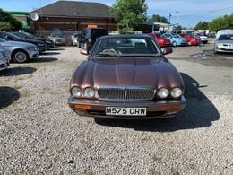 Jaguar XJ6