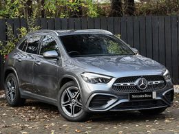 Mercedes GLA200