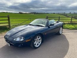 Jaguar XK8