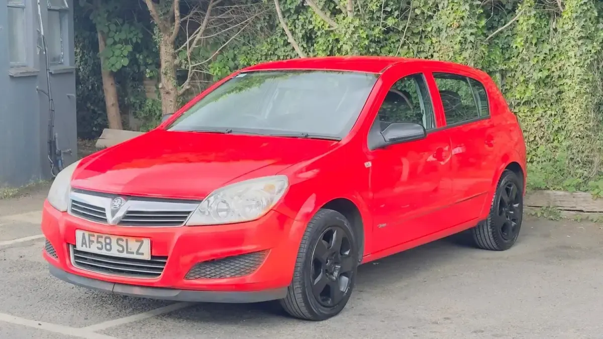 Second-hand Vauxhall Astra 2008 Roșu Hatchback