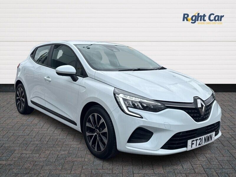 White Used 2021 Renault Clio V Iconic Hatchback | £12,499 (Fair price) - Image 1/4