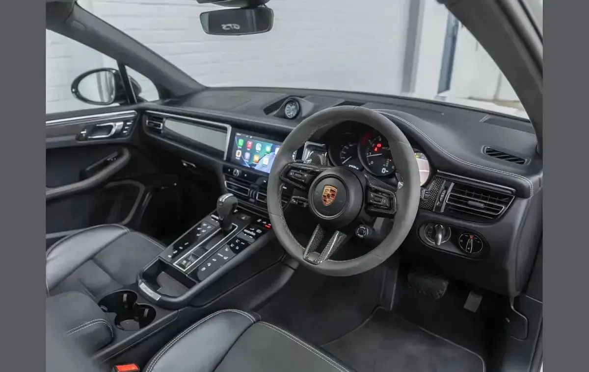 Used Porsche Macan 434 HP (319 kW) 2023 Grey SUV