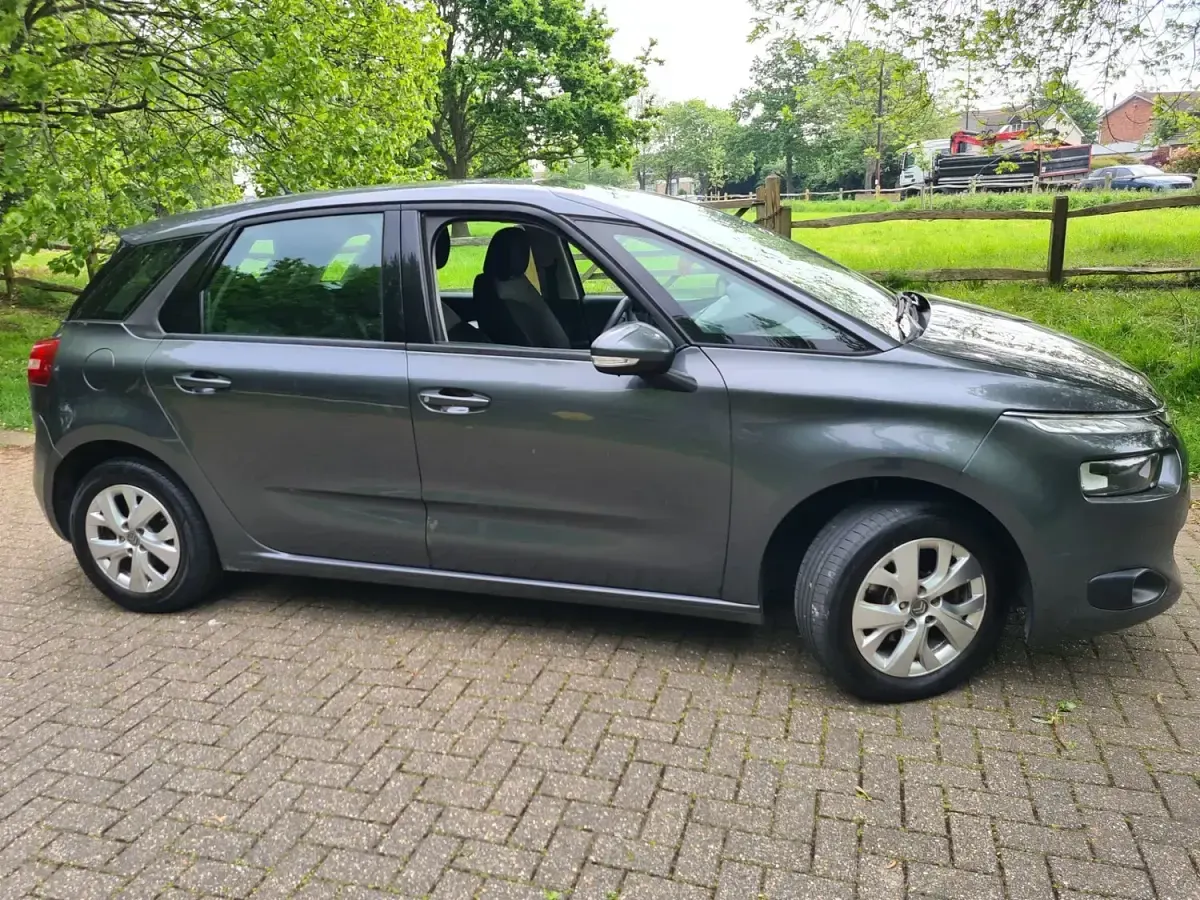 Used Citroën C4 Picasso VTR Sport 90 HP (66 kW) 2014 Grey MPV