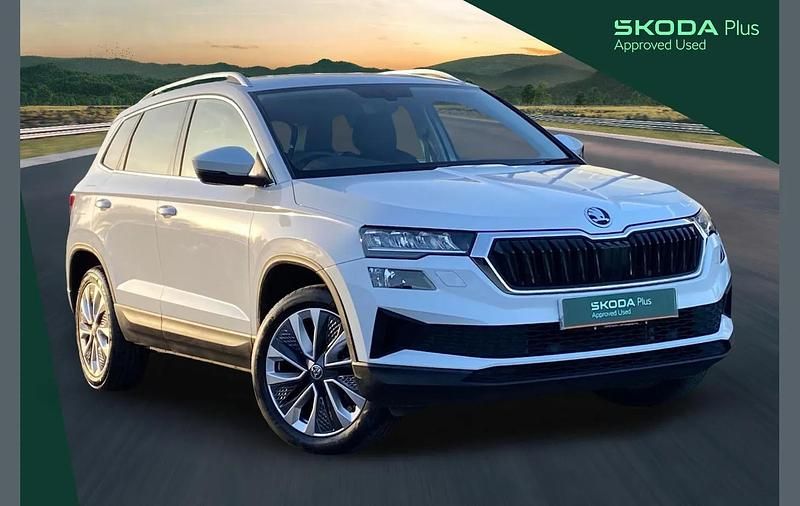 Used Skoda Karoq SE L 147 HP (108 kW) 2023 Moon white metallic SUV