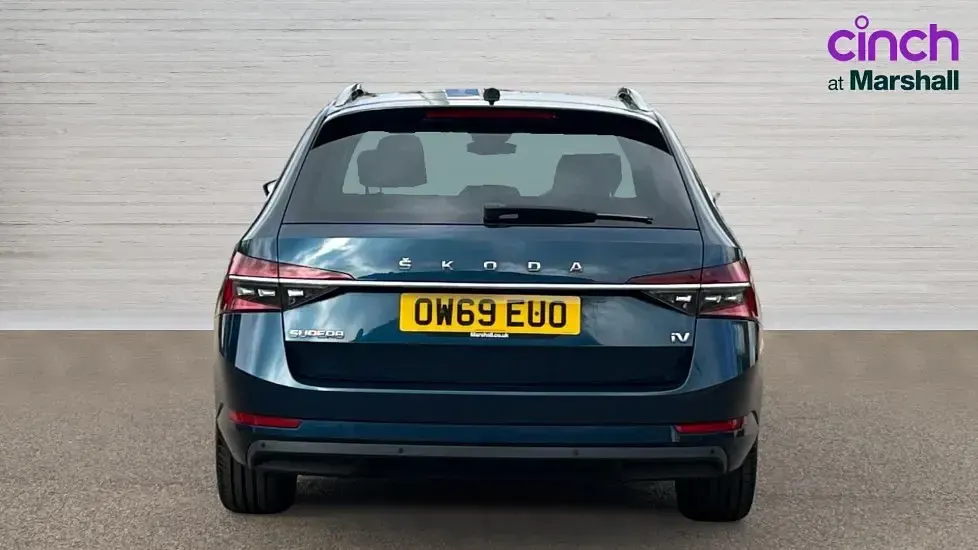 Usado Skoda Superb SE L 218 CV (160 kW) 2020 Azul