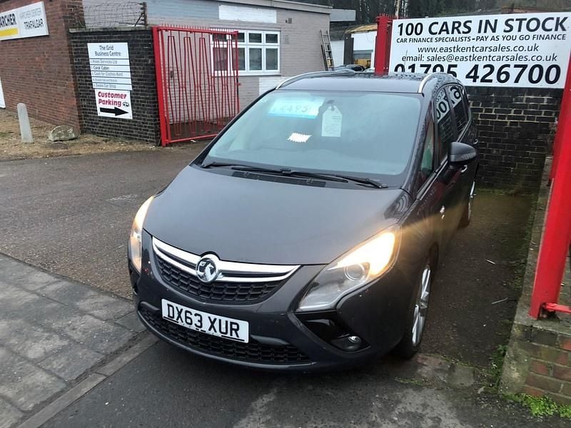 Used Vauxhall Zafira SRi 170 HP (125 kW) 2013 Grey MPV