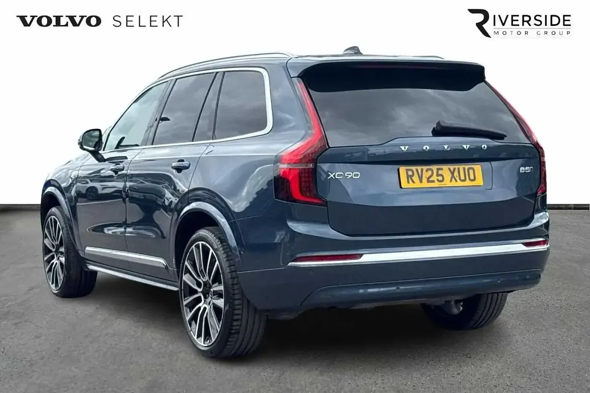 Used Volvo XC90 Ultra 455 HP (334 kW) 2025 Denim blue SUV