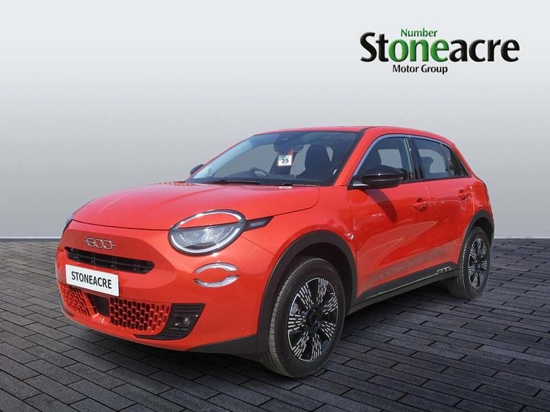 New Fiat 600 2025 Orange SUV