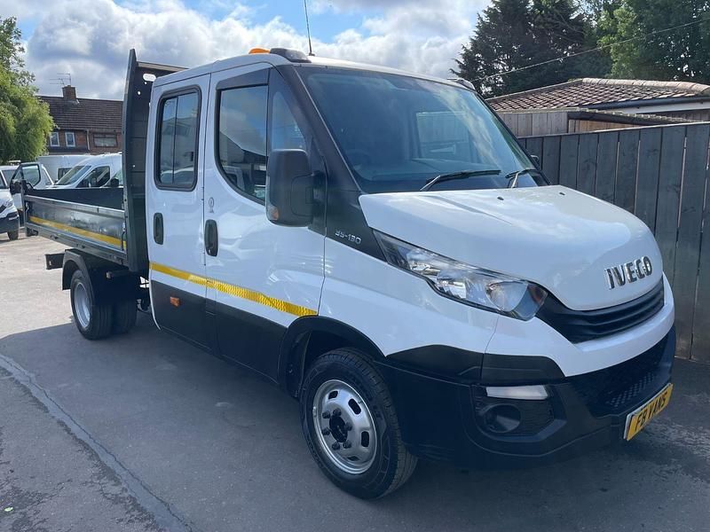 White Used 2015 Iveco Daily | £9,995 (Expensive) - Image 1/4