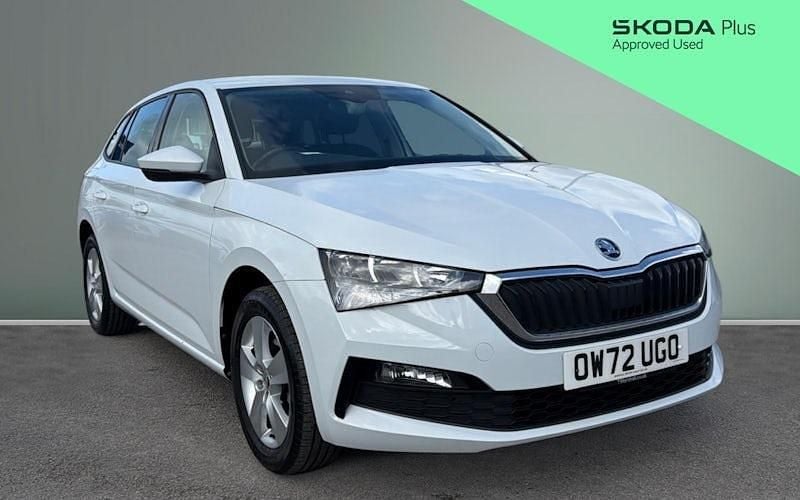 Used Skoda Scala SE 110 HP (80 kW) 2023 White Hatchback