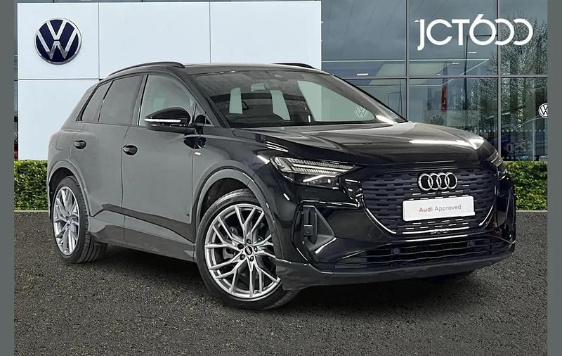 Used Audi Q4 e-tron Advanced 150 kW (204 HP) 2023 Black SUV