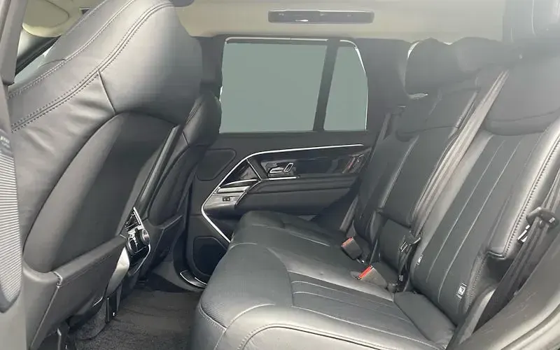 Used Land Rover Range Rover Autobiography 530 HP (389 kW) 2025 SUV