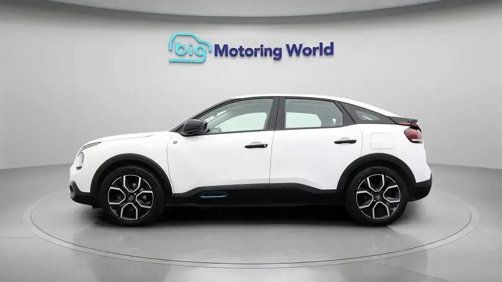Used Citroën e-C4 100 kW (136 HP) 2023 Hatchback