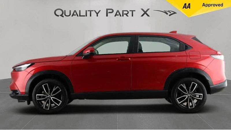 Used Honda HR-V Elegance 152 HP (111 kW) 2021 Red SUV