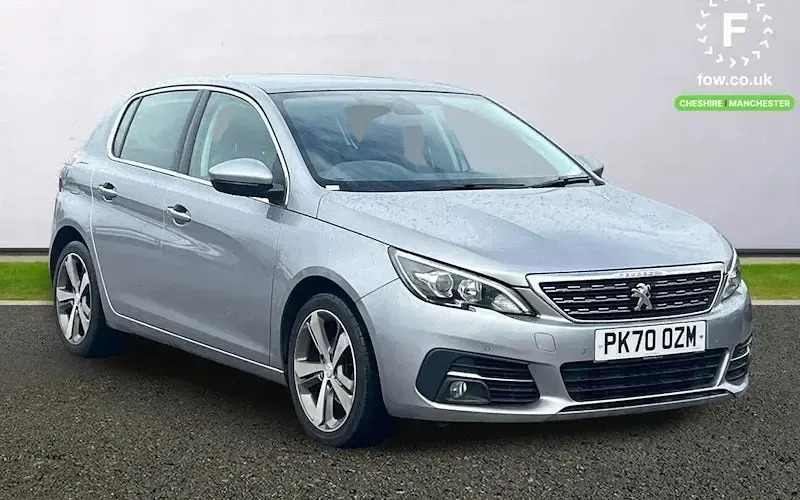 Używany Peugeot 308 Allure 131 KM (96 kW) 2020 Hatchback