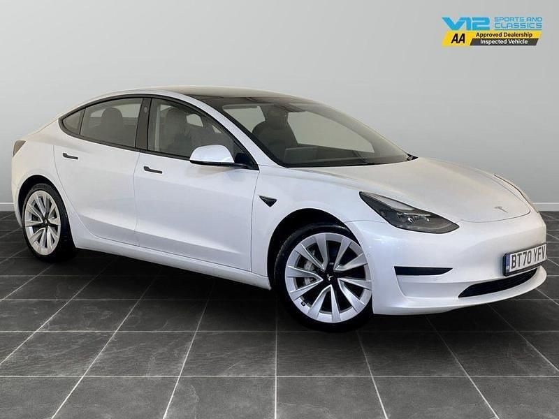 White Used 2020 Tesla Model 3 Standard Range Sedan | £12,695 (Fair price) - Image 1/2