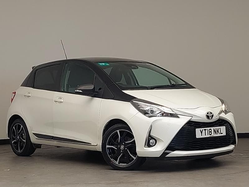 Used Toyota Yaris Design 2018 White Hatchback