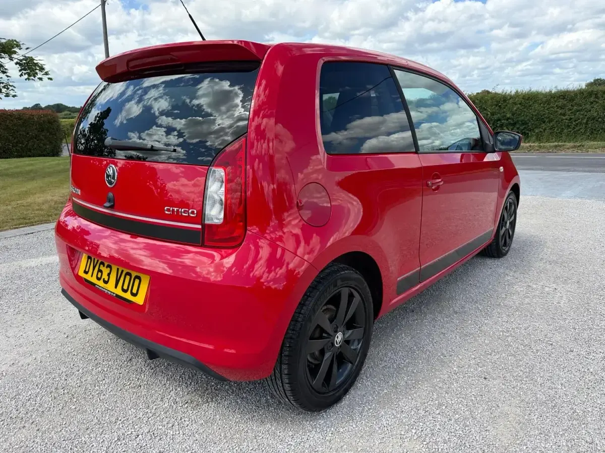 Used Skoda Citigo Sport 75 HP (55 kW) 2013 Red Hatchback