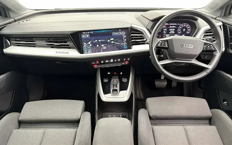Used Audi Q4 e-tron Sport 150 kW (204 HP) 2023 Grey SUV