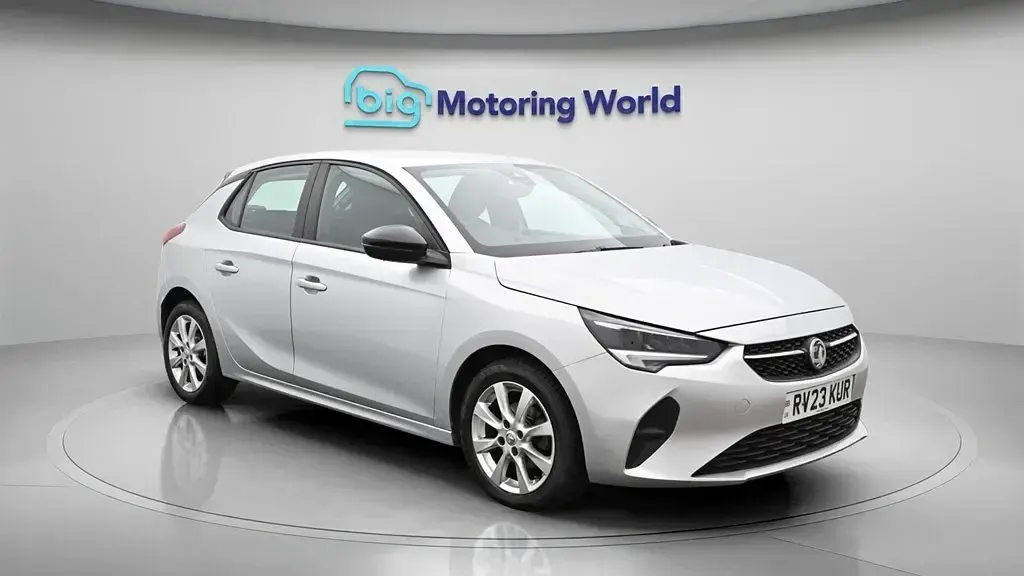 Second-hand Vauxhall Corsa Design Edition 75 CP (55 kW) 2023 Gri Hatchback