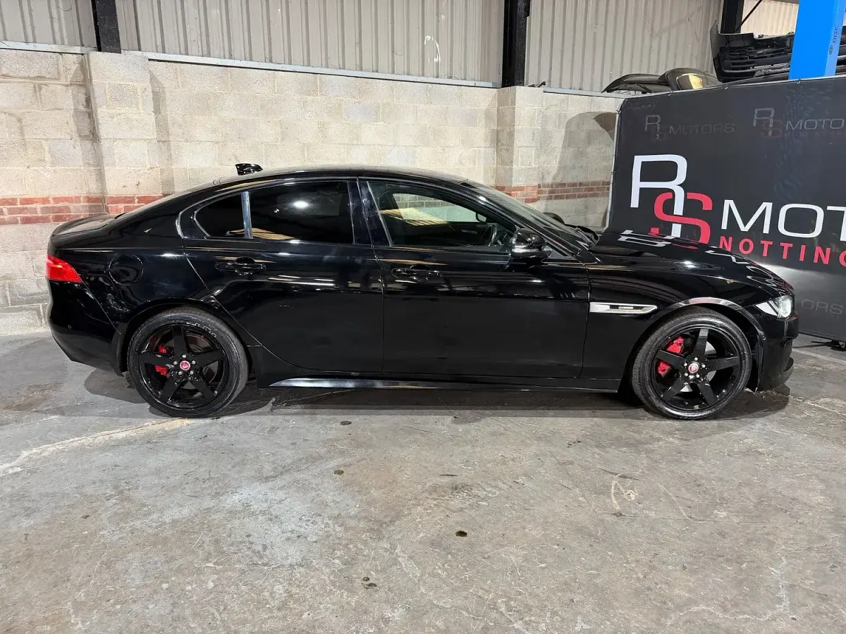 Used Jaguar XE R-Sport 250 HP (183 kW) 2019 Black Sedan